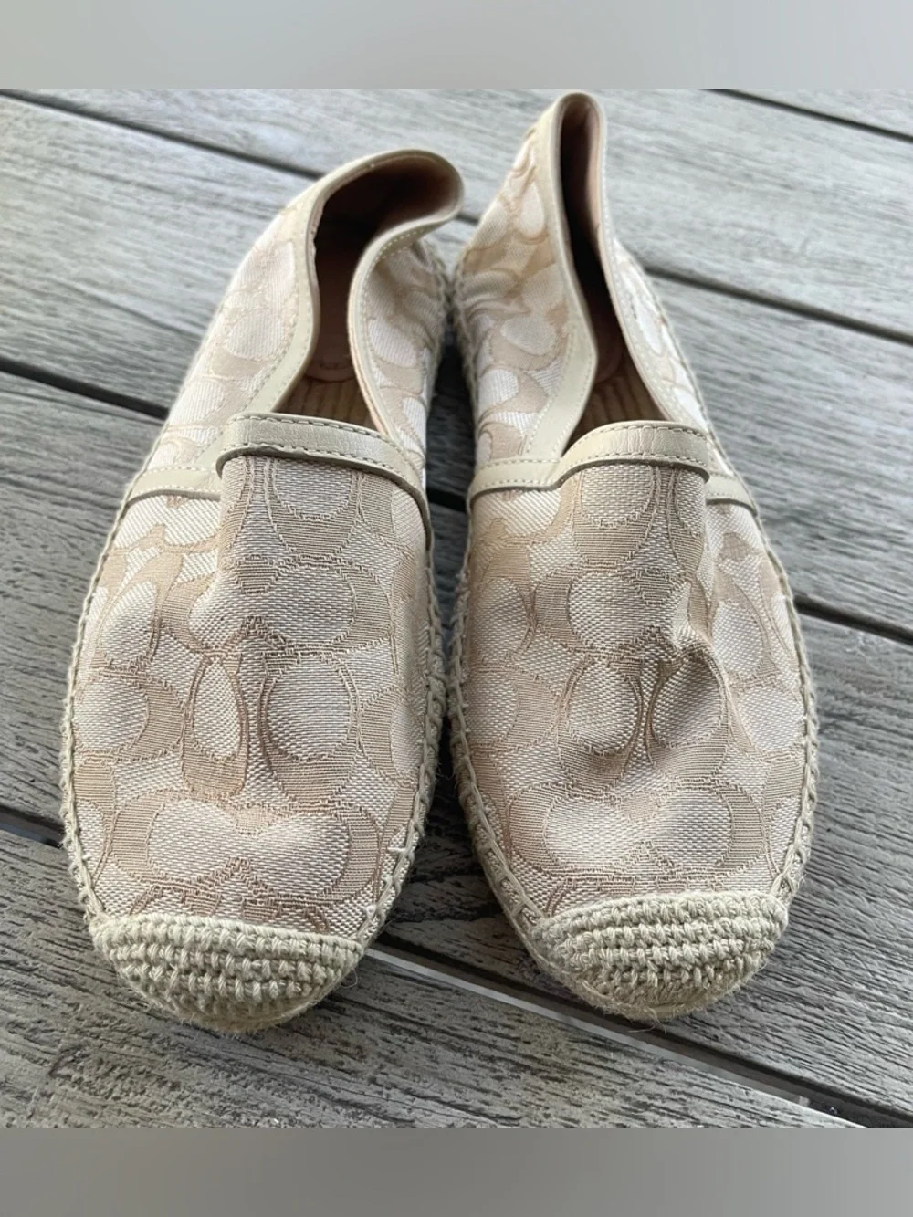 Coach Casey Tan Gold Signature Jacquard Alpargatas Espadrille Flats Size 7